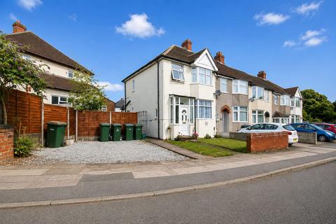 3 bed property, in St. Christians Road, £250,000