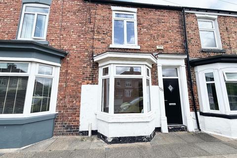 2 bed property, in Station Road, £110,000