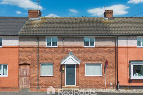 3 bed property, in Streethouse, £150,000
