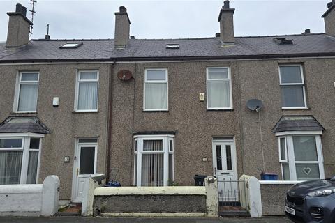 2 bed property, in Bryn Mor Terrace, £95,000