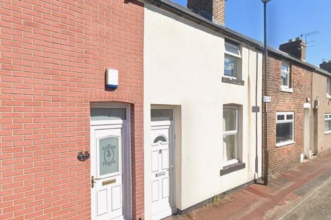 3 bed property, in Ross Street, £65,000