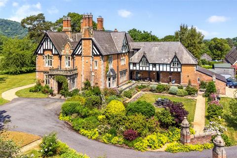 7 bed property, in Cholmondeley Lane, £2,250,000