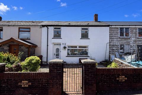 3 bed property, in Howells Row, £179,995