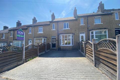 3 bed property, in Luton Street, £170,000