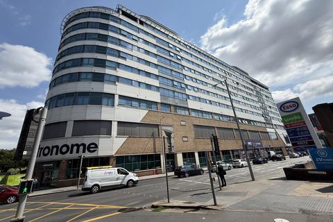 1 bed property, in Apartment 906, £59,000