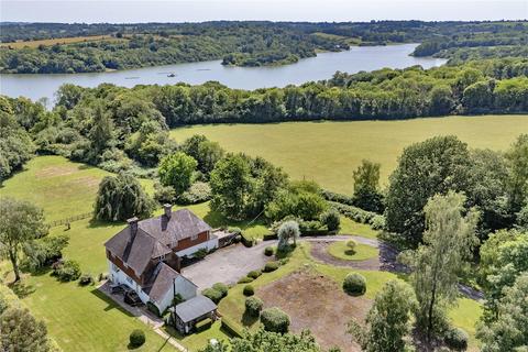 6 bed property, in Bewlbridge Lane, £1,750,000