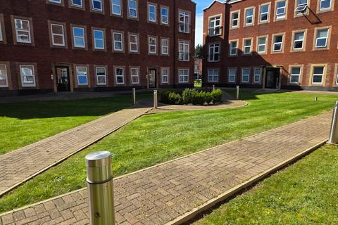 1 bed property, in 5 Ashford House, £50,000