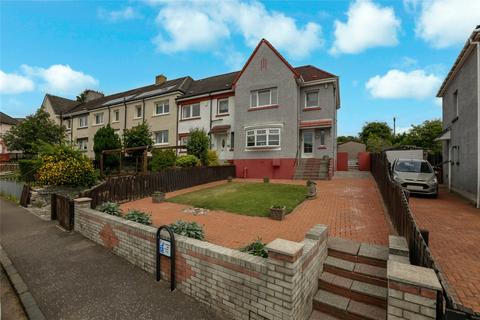2 bed property, in Montalto Avenue, £120,000