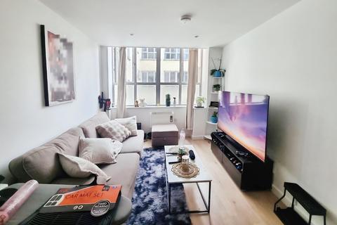 1 bed property, in Princess Street, £90,000