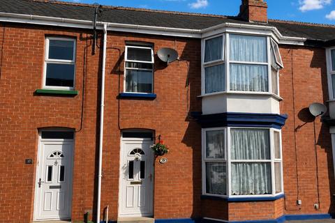 4 bed property, in Elmdale Road, £225,000