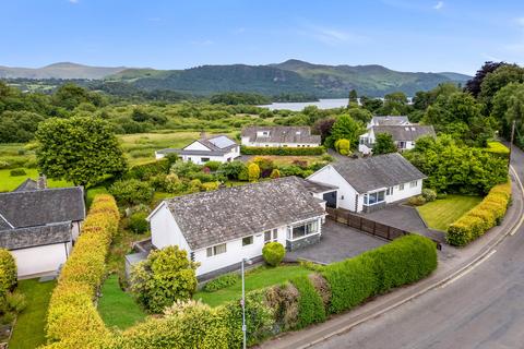 3 bed property, in Trevone, £540,000