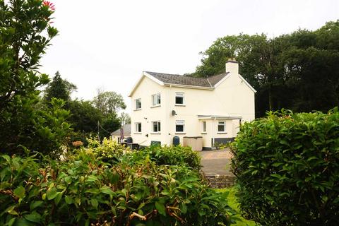 5 bed property, in Dan Y Lan, £499,950