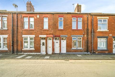 4 bed property, in Collingwood Street, £47,000