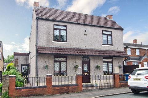 3 bed property, in Baker Street, £350,000