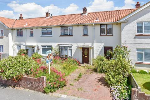 3 bed property, in Churchill Avenue, £270,000