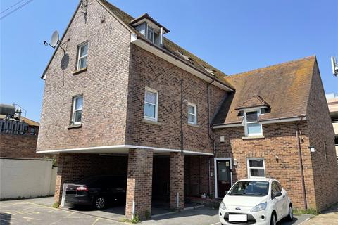 1 bed property, in Hill Street, £130,000
