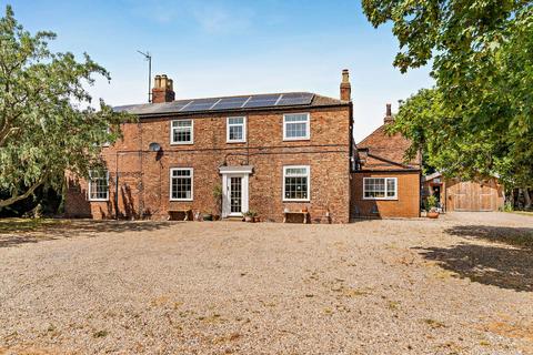 4 bed property, in Beeford Road, £710,000