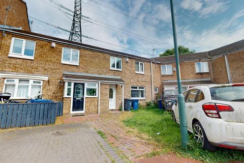 2 bed property, in Heworth Court, £90,000