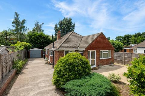 3 bed property, in Andrews Close, £550,000