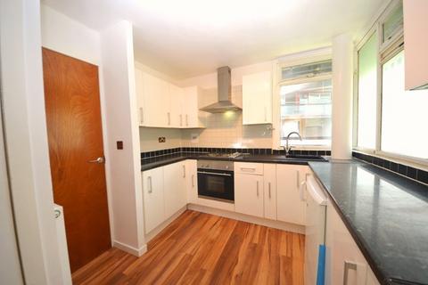 1 bed property, in Palace Road, £270,000