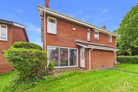 3 bed property, in Burnopfield Road, £130,000
