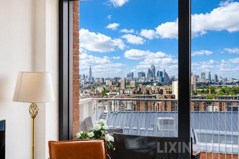 1 bed property, in Skyline Apartment, £420,000