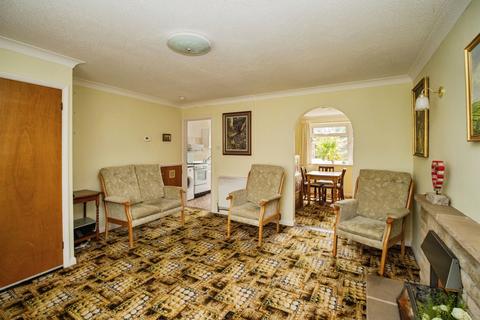 3 bed property, in Fosse Green, £285,000