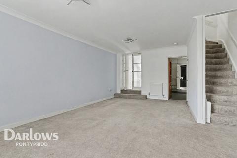 3 bed property, in Danylan Road, £150,000