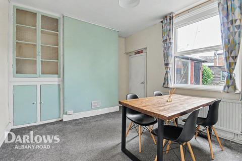 3 bed property, in Newport Road, £240,000