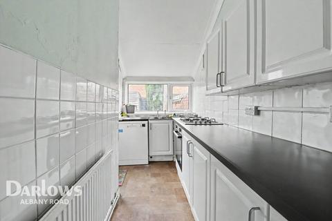 3 bed property, in Newport Road, £240,000