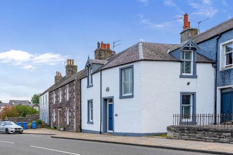 2 bed property, in Beeswing, £199,000
