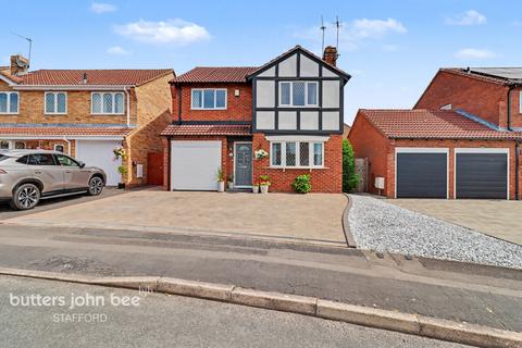 4 bed property, in Ashmore Drive, £390,000
