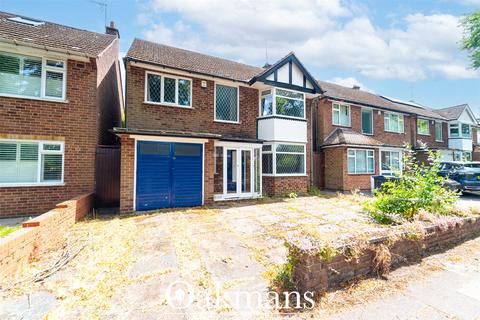 3 bed property, in Stanley Road, £385,000