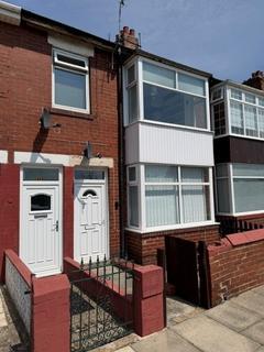 2 bed property, in West Park Road South Shields NE33 4LB, £86,500
