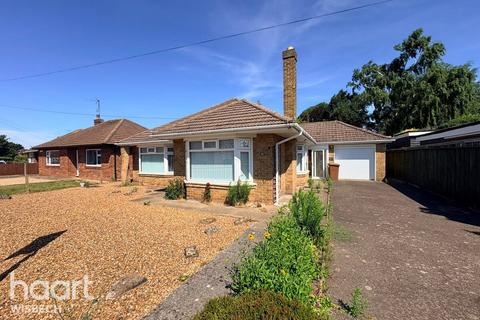 2 bed property, in Money Bank, £225,000