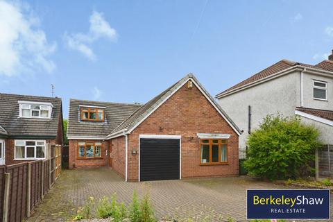 3 bed property, in Old Racecourse Road, £380,000