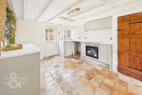 2 bed property, in Leam Cottages, £265,000