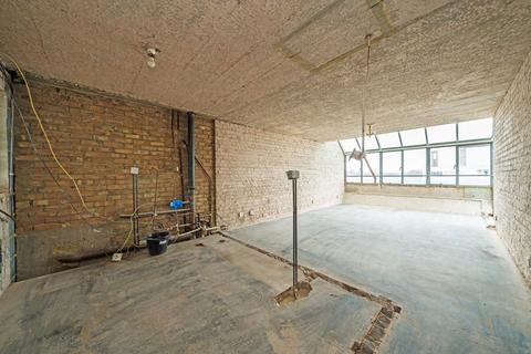 2 bed property, in Brunswick Centre, £650,000