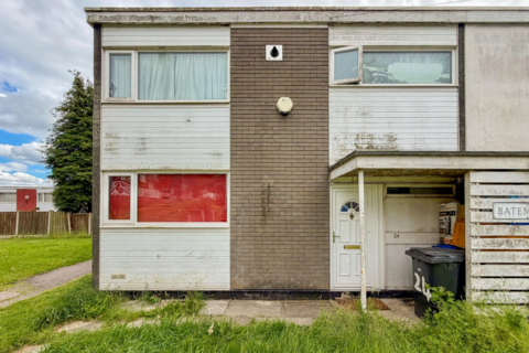 3 bed property, in Batemoor Walk, £90,000