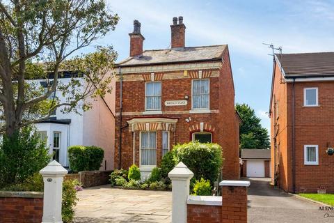 4 bed property, in Belmont Street, £350,000