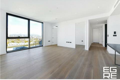 2 bed property, in Legacy Building, £1,350,000