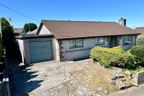 3 bed property, in Manson Place, £250,000