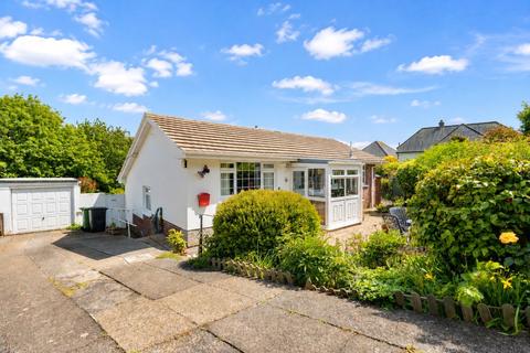 2 bed property, in St. Brannocks Hill, £525,000