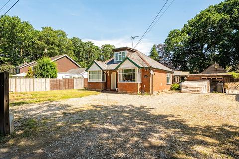 3 bed property, in Whinwhistle Road, £575,000