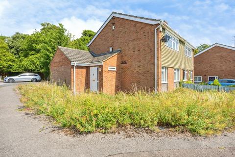 3 bed property, in Wedgwood Road, £250,000