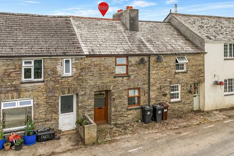 2 bed property, in Pengover, £175,000