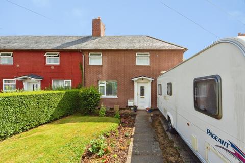 4 bed property, in Ashfield Road, £220,000