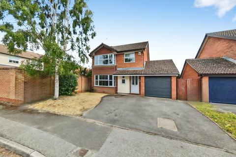 4 bed property, in Hale End, £650,000