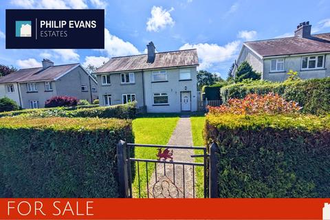3 bed property, in Maesmagwr, £180,000