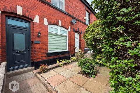 2 bed property, in Dumers Lane, £180,000